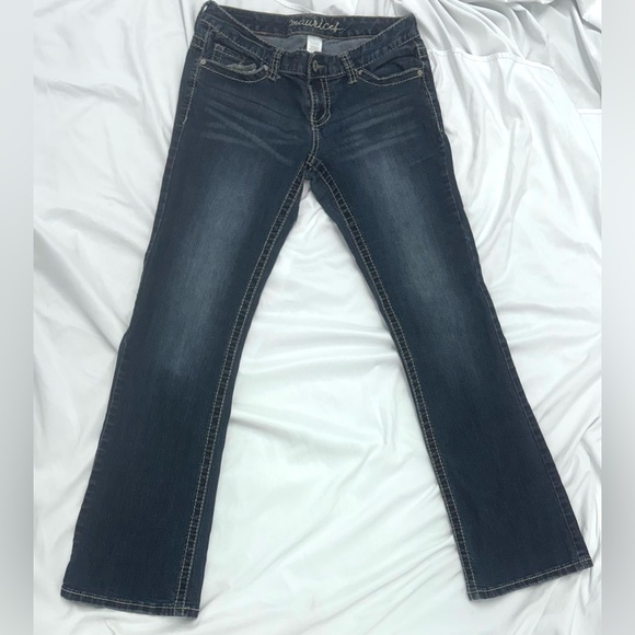 Maurices Jeans Bootcut Women’s Size 5/6 Dark Wash BlueDenim Sequins Pockets Embr - Picture 1 of 5